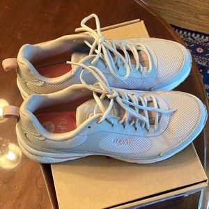 Ryka sneakers size 8-1/2 m